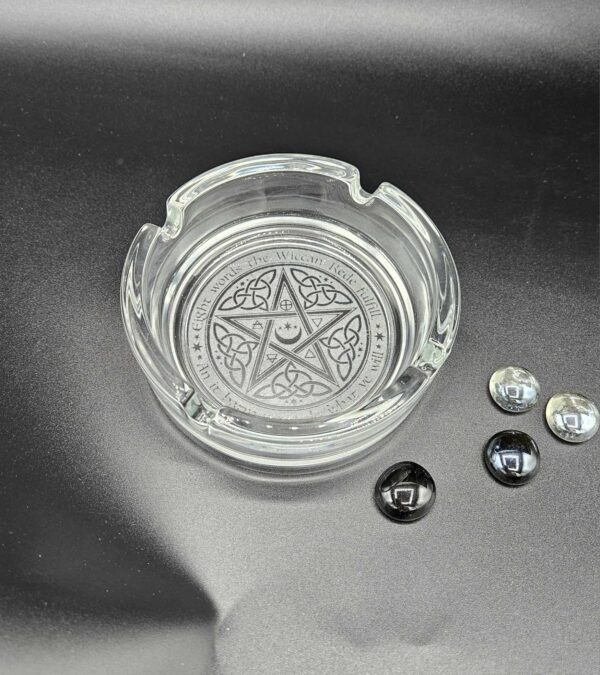 Ashtray - Glass "Celtic Pentagram Eight Words" Design